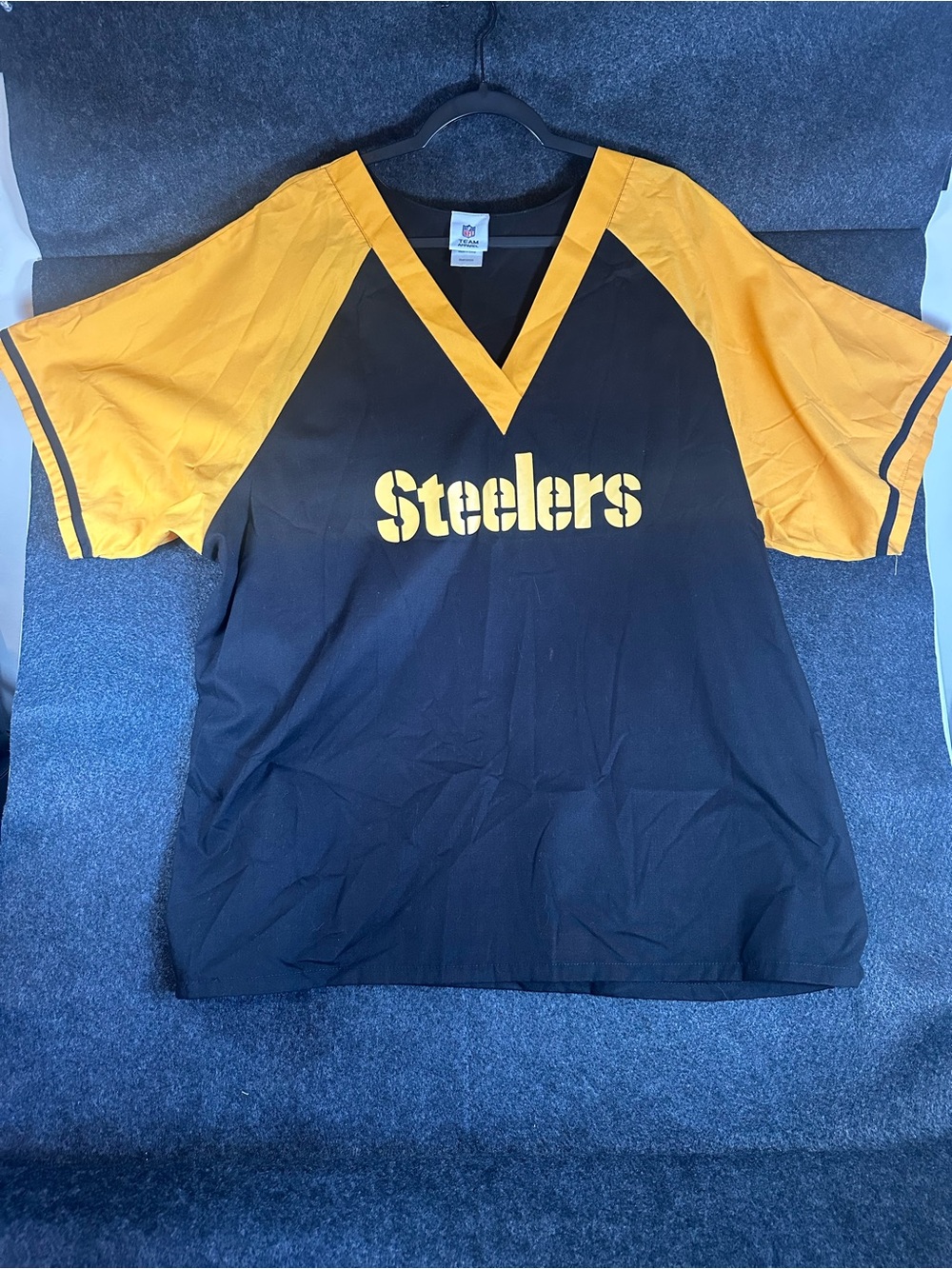 Pittsburgh Steelers NFL Team Apparel V-Neck Pullover Windbreaker Jacket XXL